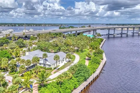 412 SW Akron Avenue Stuart FL 34994