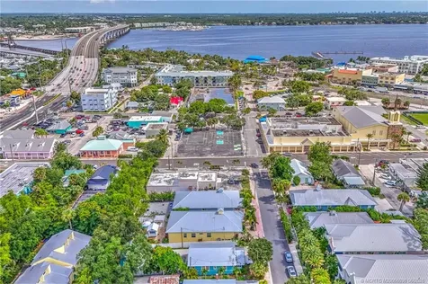 412 SW Akron Avenue Stuart FL 34994