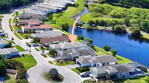 208 SE Via Tirso Port St Lucie FL 34952