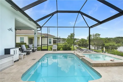 208 SE Via Tirso Port St Lucie FL 34952