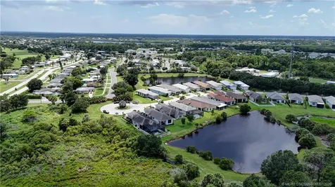 208 SE Via Tirso Port St Lucie FL 34952
