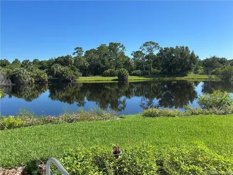 208 SE Via Tirso Port St Lucie FL 34952