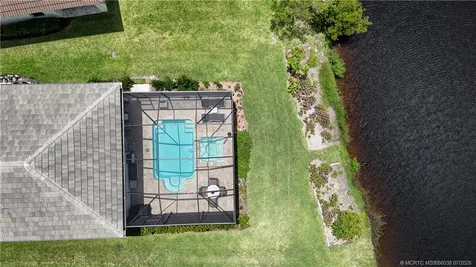 208 SE Via Tirso Port St Lucie FL 34952