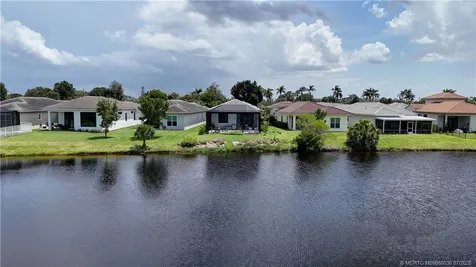 208 SE Via Tirso Port St Lucie FL 34952