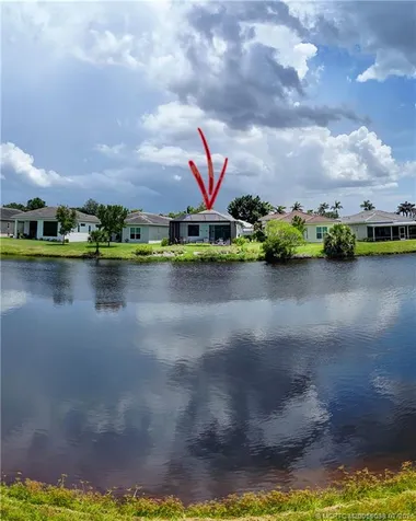 208 SE Via Tirso Port St Lucie FL 34952