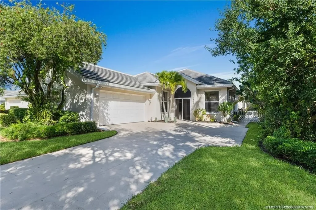 4969 SE Heartleaf Terrace Hobe Sound FL 33455