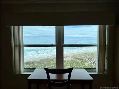 2571 Ocean Boulevard NE Stuart FL 34996