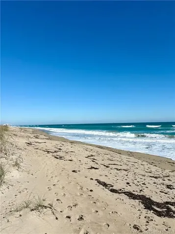 2571 Ocean Boulevard NE Stuart FL 34996