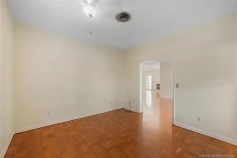 24 N Via Lucindia Sewalls Point FL 34996