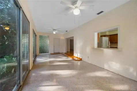 24 N Via Lucindia Sewalls Point FL 34996