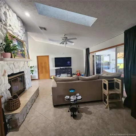 6101 Palmetto Drive Fort Pierce FL 34982