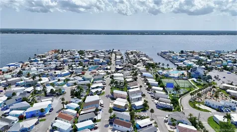 867 Nettles Boulevard Jensen Beach FL 34957