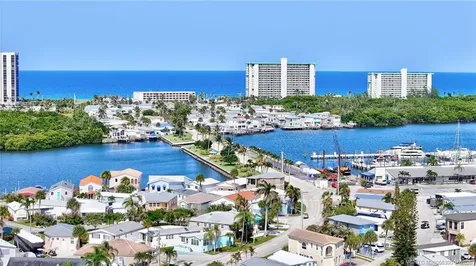 867 Nettles Boulevard Jensen Beach FL 34957