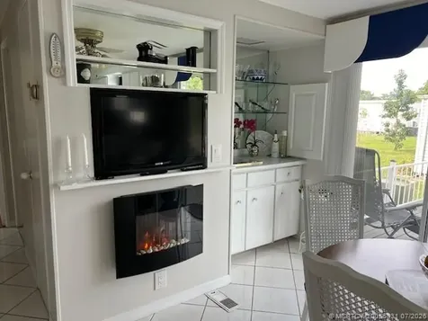 6387 Elm Lane Lantana FL 33462