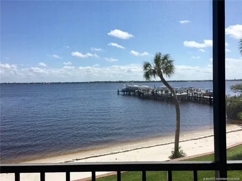 4540 NE Sandpebble Trace Stuart FL 34996