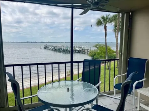 4540 NE Sandpebble Trace Stuart FL 34996