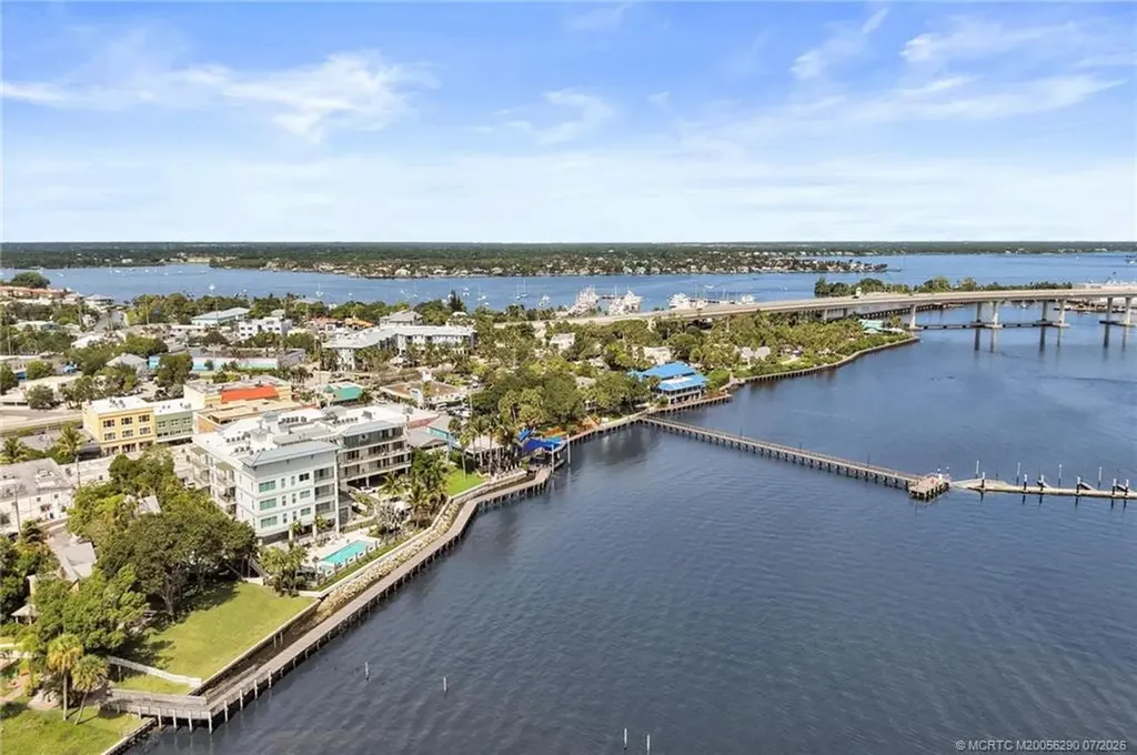 41 SW Seminole Street Stuart FL 34994