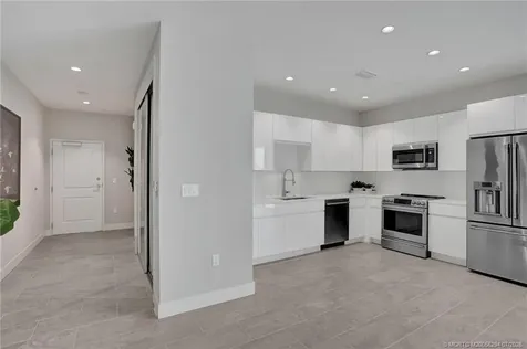 41 SW Seminole Street Stuart FL 34994