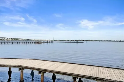 41 SW Seminole Street Stuart FL 34994
