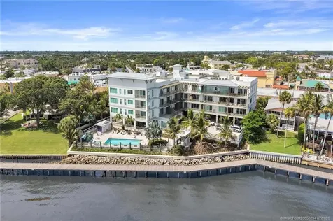 41 SW Seminole Street Stuart FL 34994