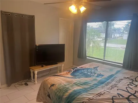 450 SW Belmont Circle Port St Lucie FL 34953