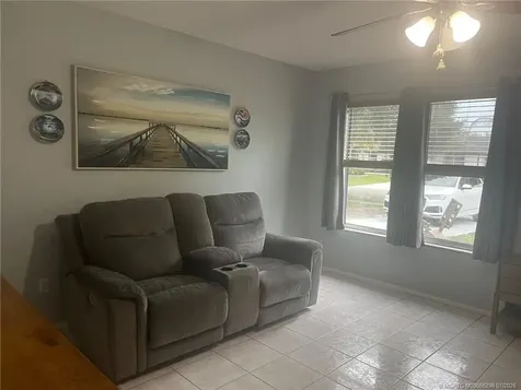 450 SW Belmont Circle Port St Lucie FL 34953