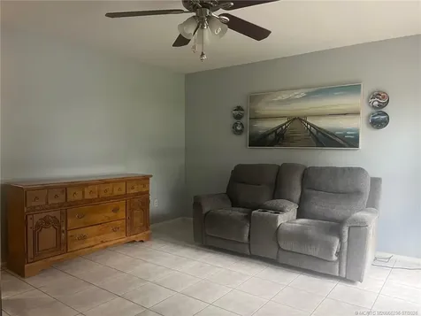 450 SW Belmont Circle Port St Lucie FL 34953