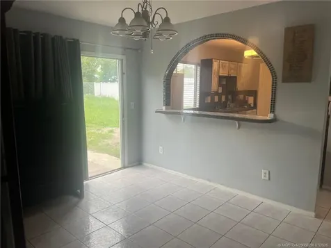 450 SW Belmont Circle Port St Lucie FL 34953