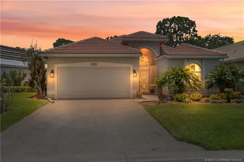 1618 SE Shelburnie Way Port St Lucie FL 34952