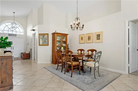 1618 SE Shelburnie Way Port St Lucie FL 34952