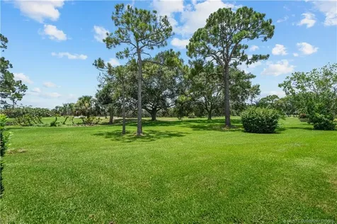 1618 SE Shelburnie Way Port St Lucie FL 34952