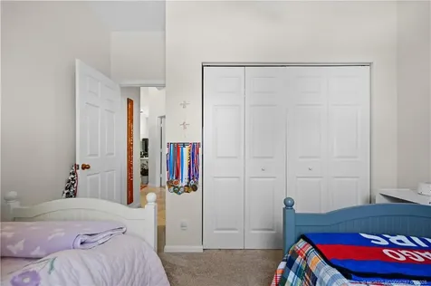 1618 SE Shelburnie Way Port St Lucie FL 34952