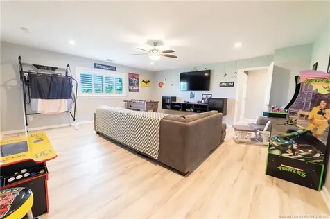2083 NW 42nd Avenue Okeechobee FL 34972