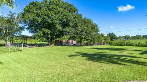 2083 NW 42nd Avenue Okeechobee FL 34972
