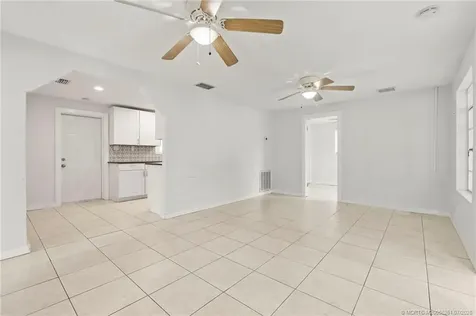 3915 SE Salerno Road Stuart FL 34997