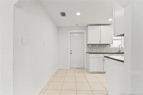 3915 SE Salerno Road Stuart FL 34997