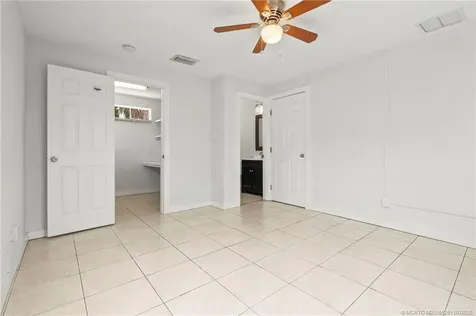 3915 SE Salerno Road Stuart FL 34997