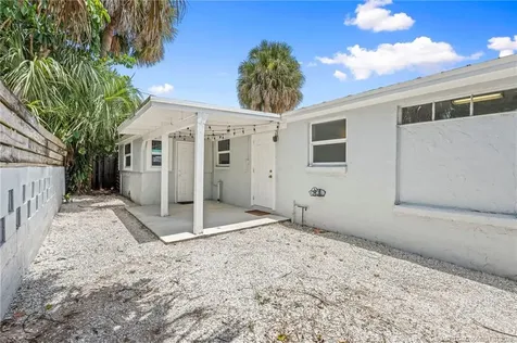 3915 SE Salerno Road Stuart FL 34997