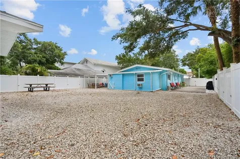 657 SW Cleveland Avenue Stuart FL 34994