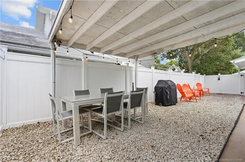 657 SW Cleveland Avenue Stuart FL 34994