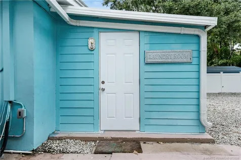657 SW Cleveland Avenue Stuart FL 34994