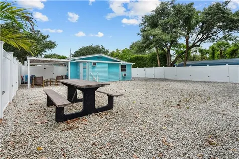 657 SW Cleveland Avenue Stuart FL 34994