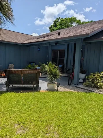 7874 SE Lexington Avenue Hobe Sound FL 33455