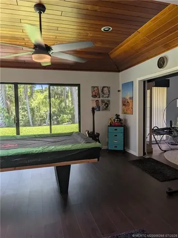 7874 SE Lexington Avenue Hobe Sound FL 33455