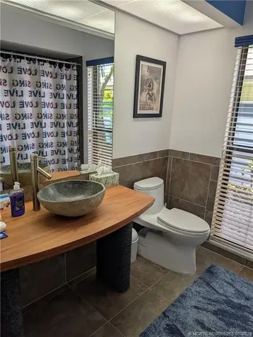 7874 SE Lexington Avenue Hobe Sound FL 33455