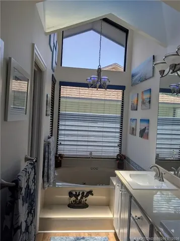 7874 SE Lexington Avenue Hobe Sound FL 33455