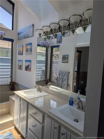 7874 SE Lexington Avenue Hobe Sound FL 33455