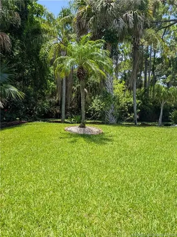 7874 SE Lexington Avenue Hobe Sound FL 33455