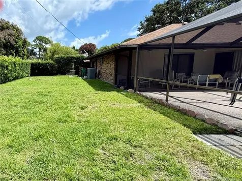 160 SE Todd Avenue Port St Lucie FL 34983