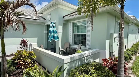 1330 Saint Catherines Circle Vero Beach FL 32967